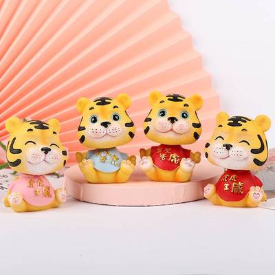 虎年创意摇头公仔车内树脂工艺品装饰摆件可爱老虎礼品女生车摆件