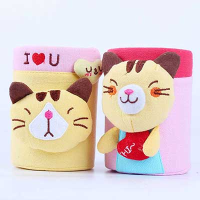 <b>猫咪兔子玩具笔筒定做</b>