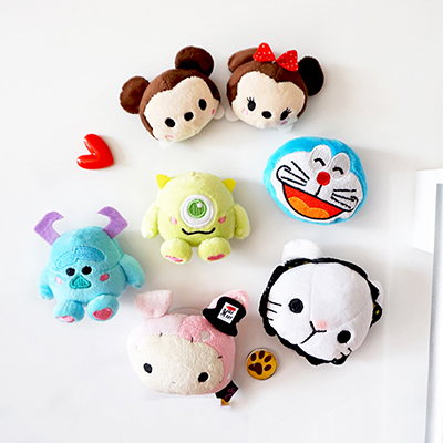 <b>毛绒哆啦A梦磁扣冰箱贴</b>