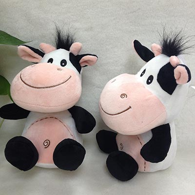 小奶牛公仔牛年吉祥物加LOGO