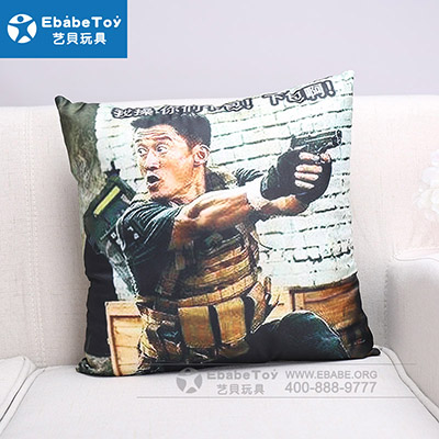 战狼二周边抱枕 电影宣传衍生产品抱枕 定制