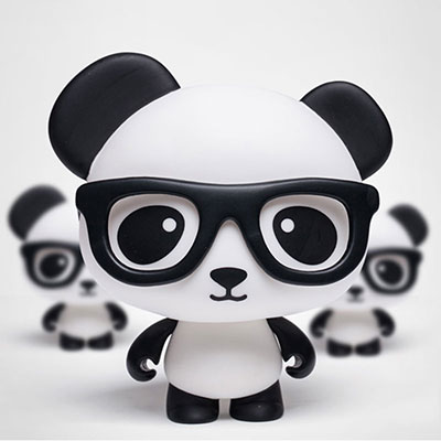 <b>眼镜熊搪胶公仔定制</b>