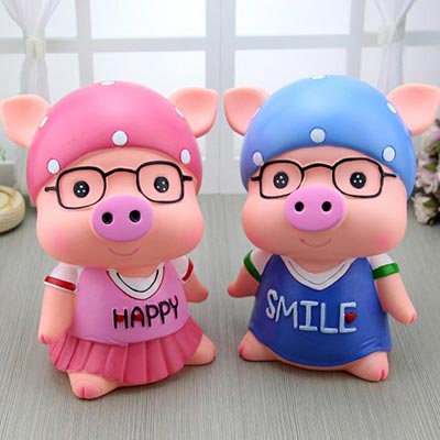 创意可爱搪胶防摔猪卡通储蓄罐 零钱罐 生日礼物